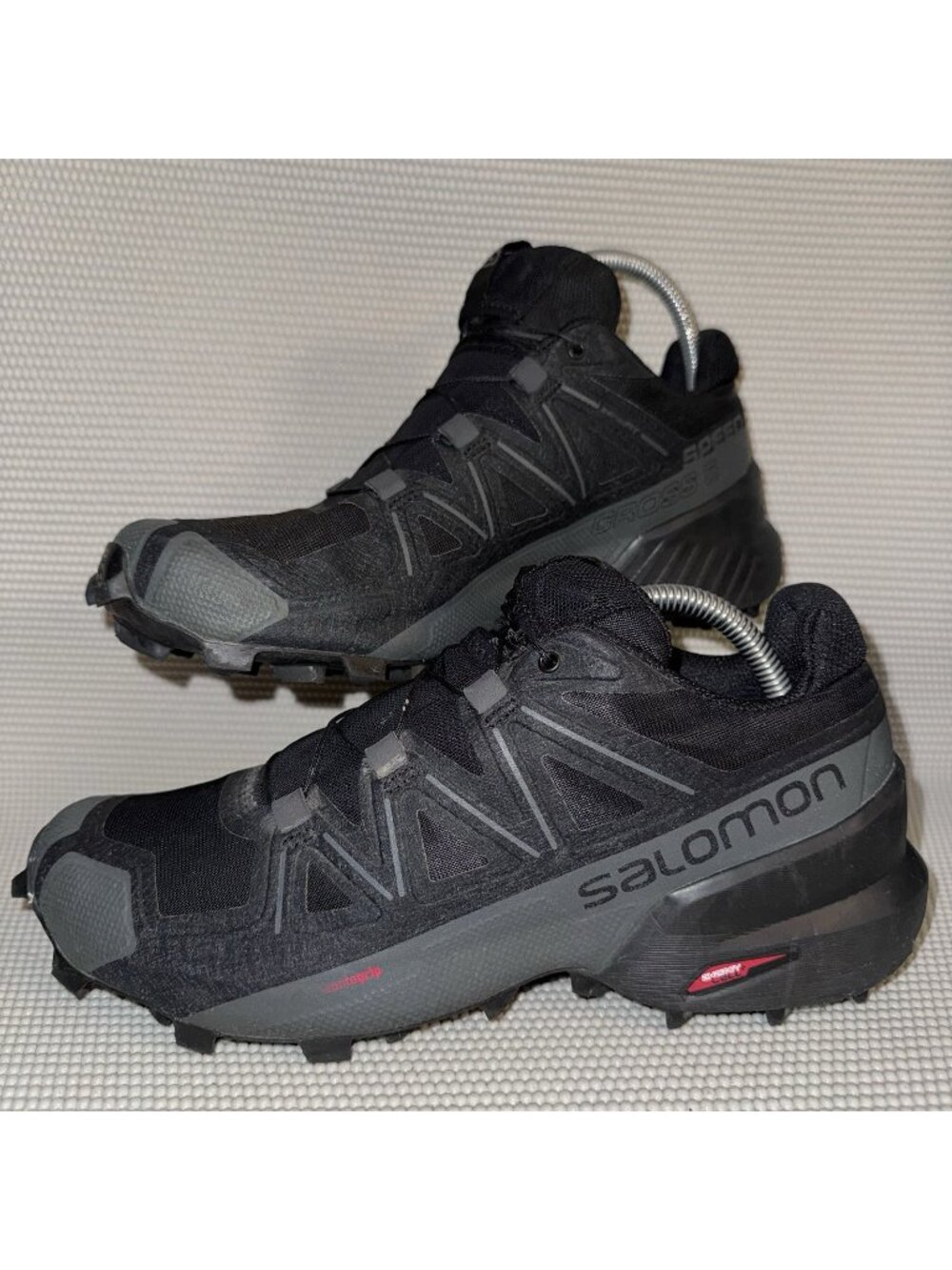 Salomon Speed Cross 5 Black Outdoors Athletic Trail Hiking Shoes Men’s Size 8